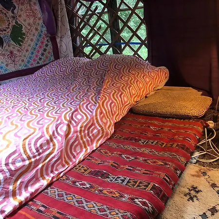 Campismo de Luxo Yourte Dans La Foret Rennes-les-Bains