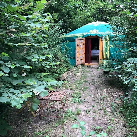 Campismo de Luxo Yourte Dans La Foret *